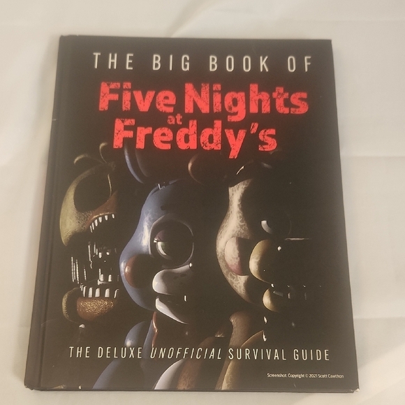 Five Nights at Freddy's Deluxe Survival Guide - Picture 1 of 2